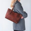 Libra Borsa al Hombro en Piel Natural TL142562