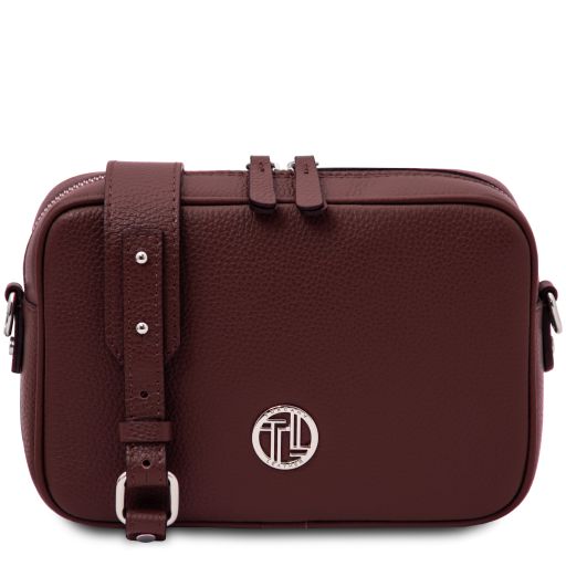 Cubetto Bolso con Badolera en Piel Bordeaux TL142499