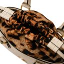 Croque Handtasche aus Leder mit Kroko-Prägung Beige TL142510