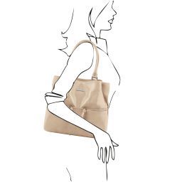 TL Bag Leather shoulder bag with front pockets Светлый серо-коричневый TL141722