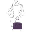 TL Bag Handtasche aus Leder mit Strauß-Prägung Lila TL142120