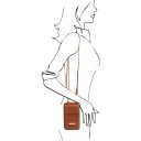 TL Bag Lederbrieftasche mit Tragegurt Cognac TL142323